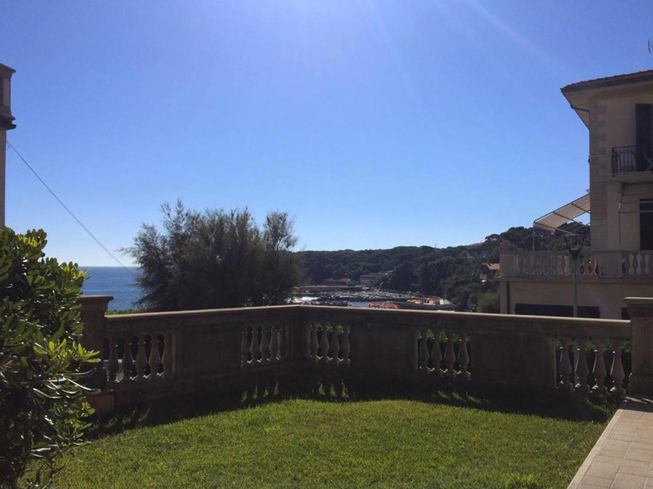 Appartamenti Fronte Mare Castiglioncello Rom bilde