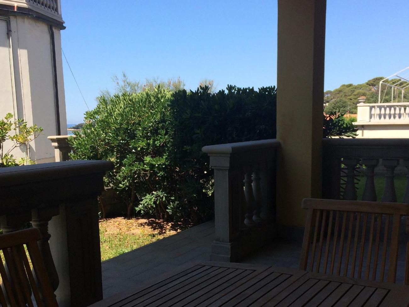 Appartamenti Fronte Mare Castiglioncello Rom bilde