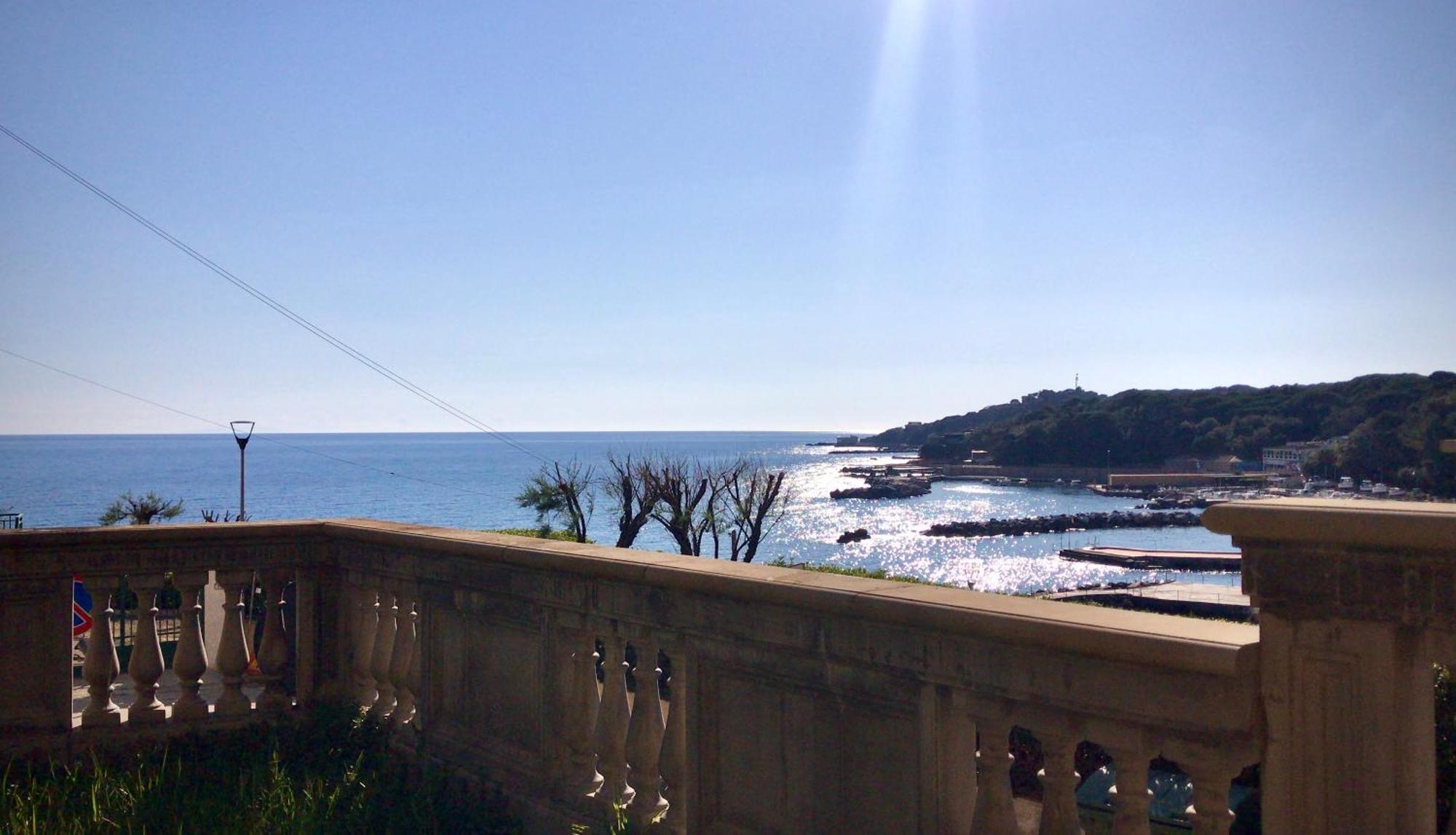 Appartamenti Fronte Mare Castiglioncello Rom bilde